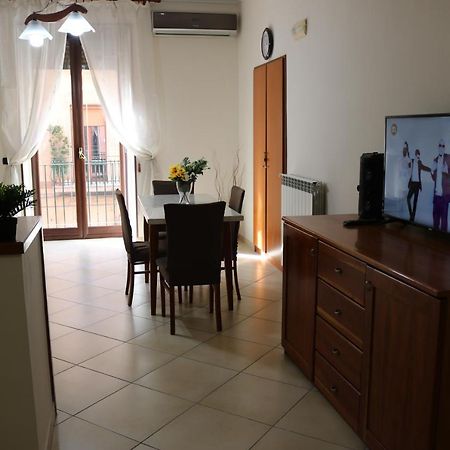 Apartament La Casa Del Sole Neapol Zewnętrze zdjęcie