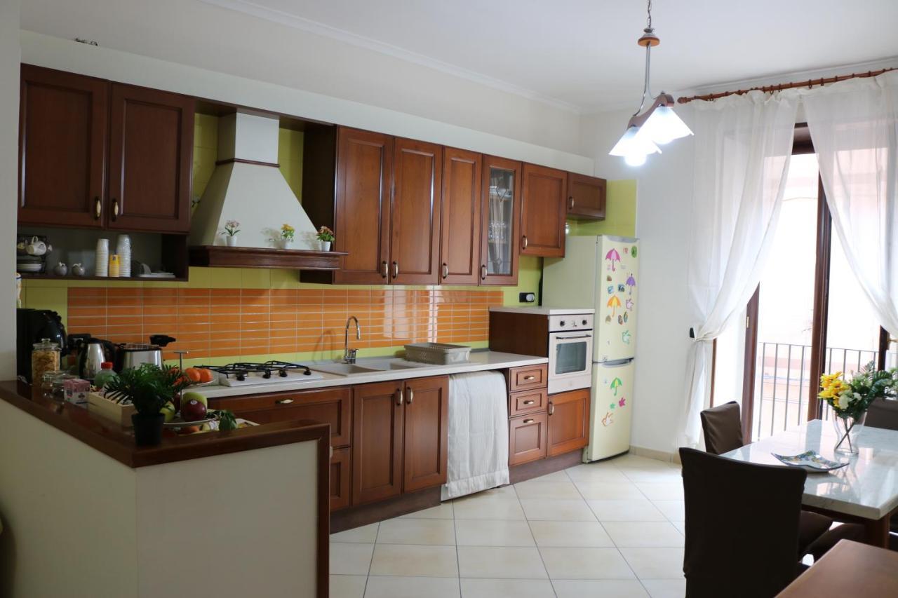 Apartament La Casa Del Sole Neapol Zewnętrze zdjęcie