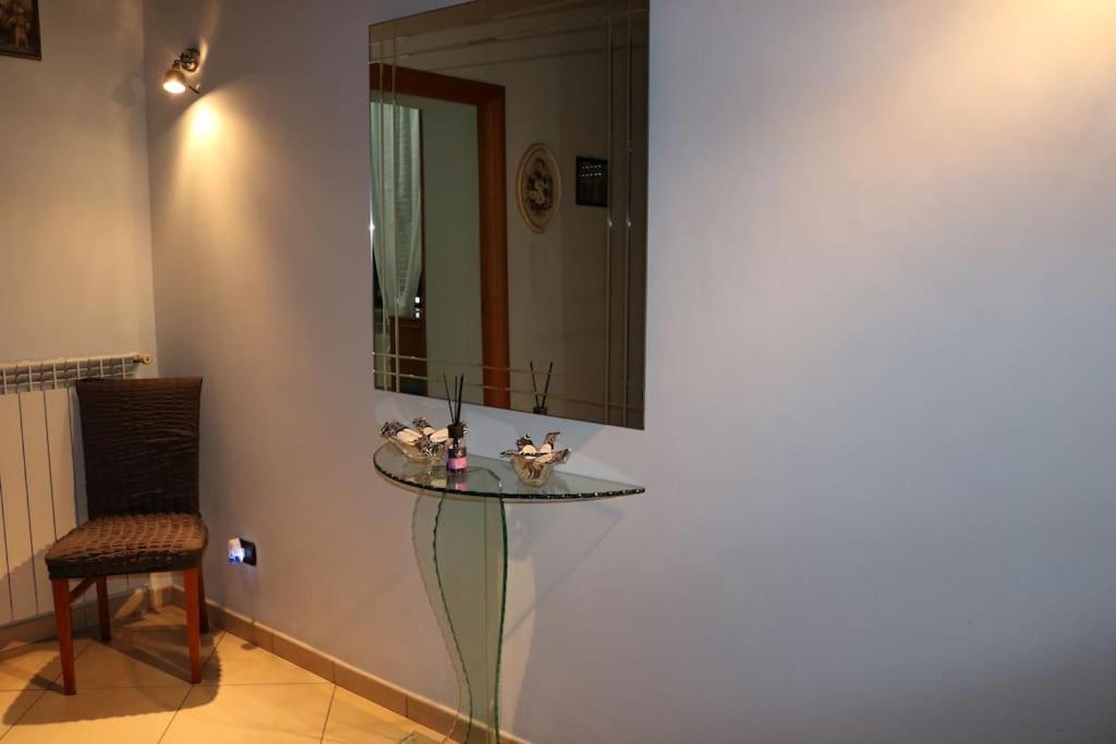 Apartament La Casa Del Sole Neapol Zewnętrze zdjęcie