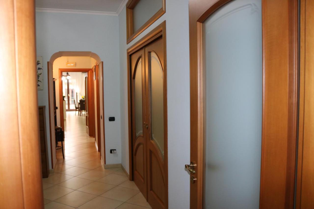 Apartament La Casa Del Sole Neapol Zewnętrze zdjęcie